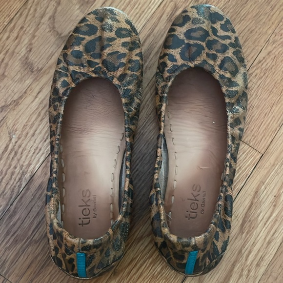Tieks Leopard Size 7 - Picture 5 of 7